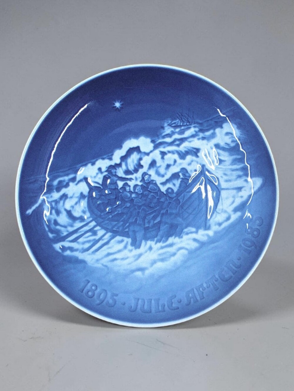 Bing & Grondahl 1985 Blue Annual Plate Lifeboat At Work 9in Denmark